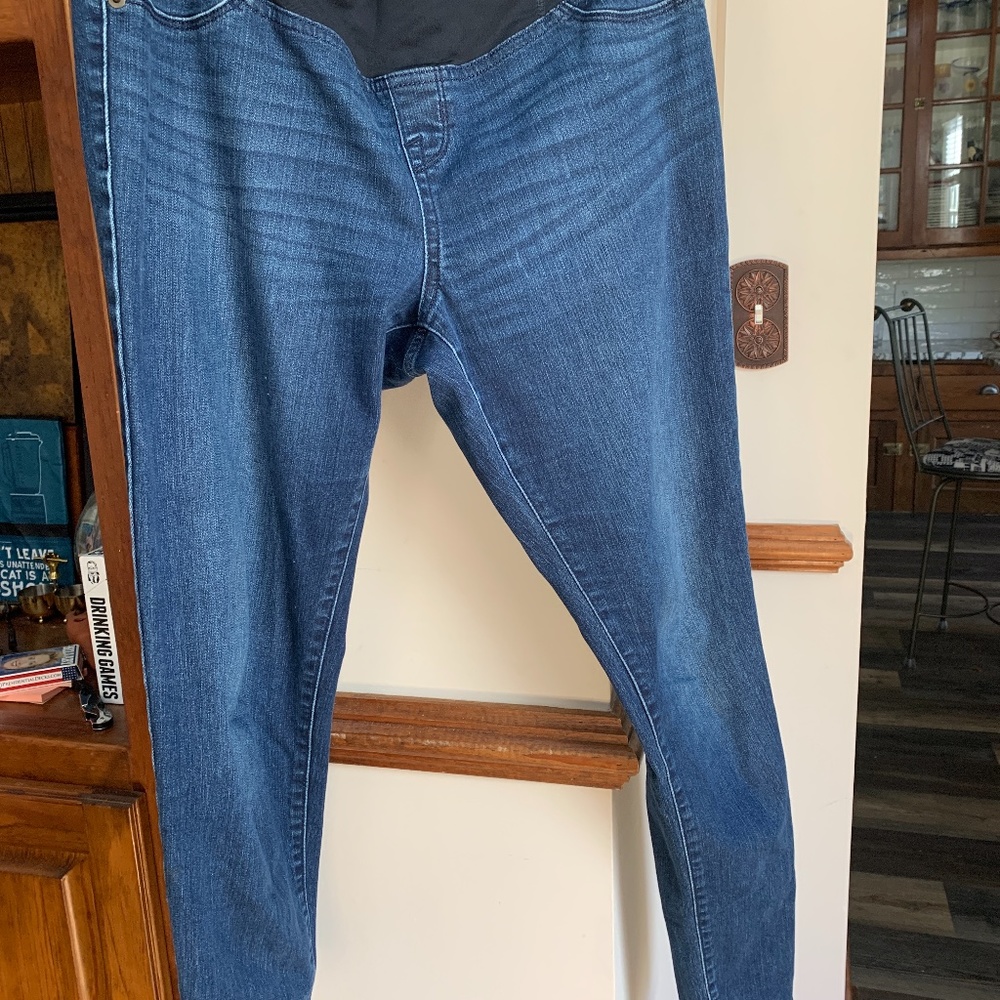 Isabel maternity skinny entubado jeans. Worn about‎ 4x